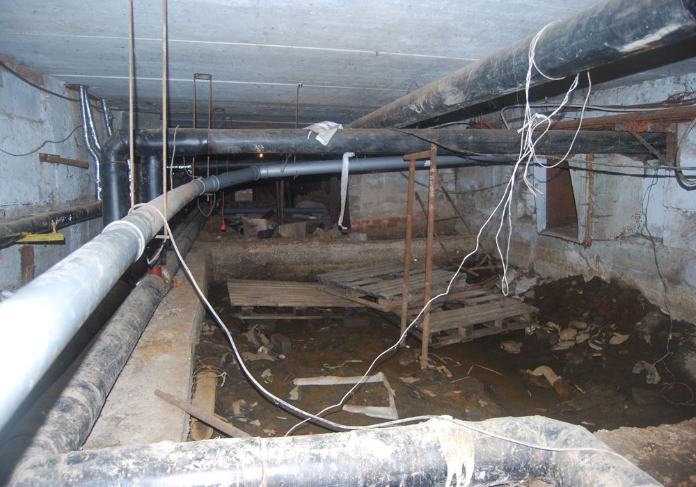 Комплексный ремонт системы канализации в подвале 15