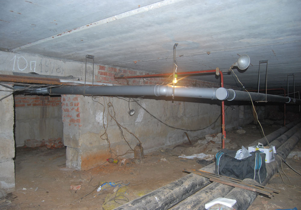 Комплексный ремонт системы канализации в подвале 39